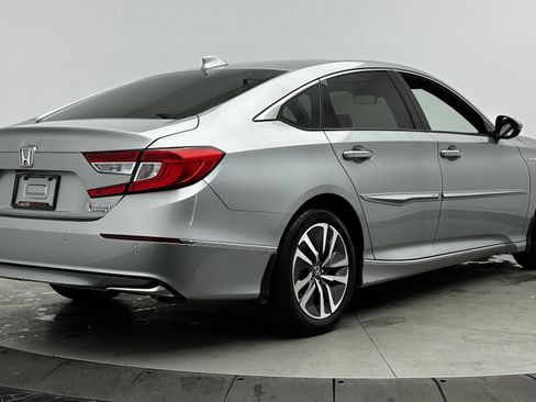 Used 2019 Honda Accord Touring image 10