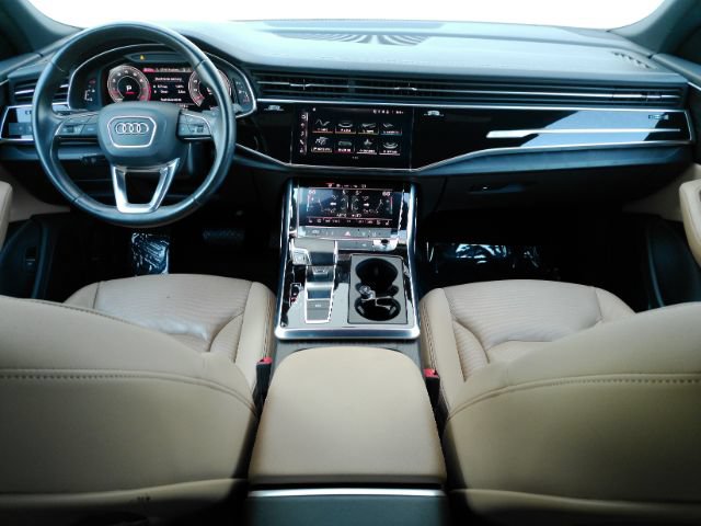 Used 2023 Audi Q8 Premium Plus w/ Premium Plus Package AWD/4WD image 3