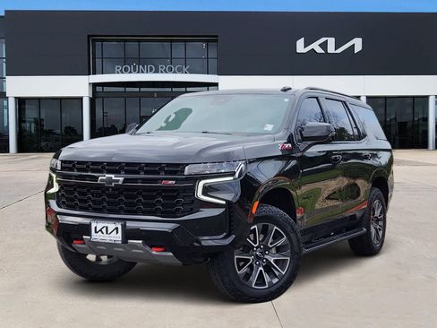 Used 2024 Chevrolet Tahoe Z71 w/ Luxury Package AWD/4WD image 1