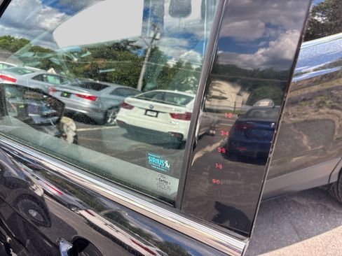 Used 2013 Ford Escape SE FWD image 12