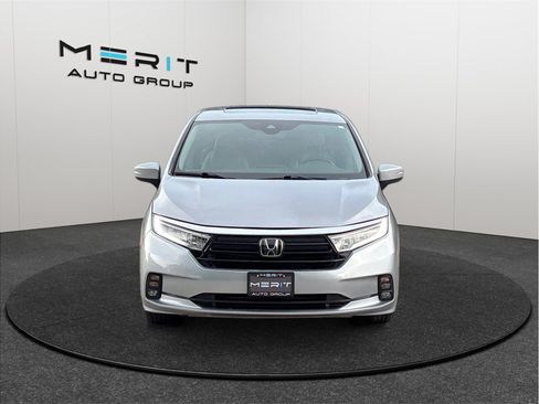 Used 2023 Honda Odyssey EX-L image 3
