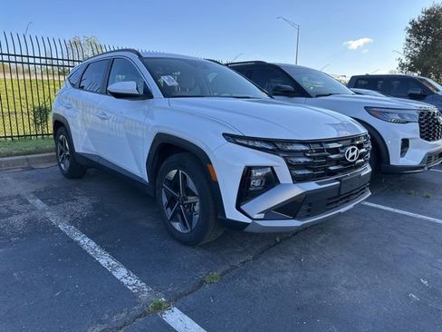 Used 2025 Hyundai Tucson SEL image 1