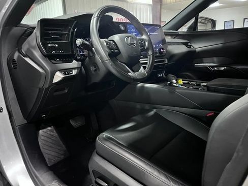 Used 2023 Lexus RX 350 FWD image 11