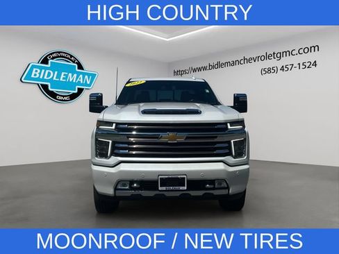 Used 2022 Chevrolet Silverado 3500 High Country w/ Safety Package II AWD/4WD image 2