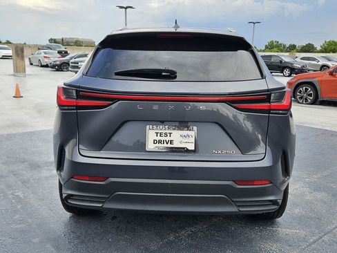 Used 2023 Lexus NX 250 FWD w/ Towing Package (2000 Lbs) image 4