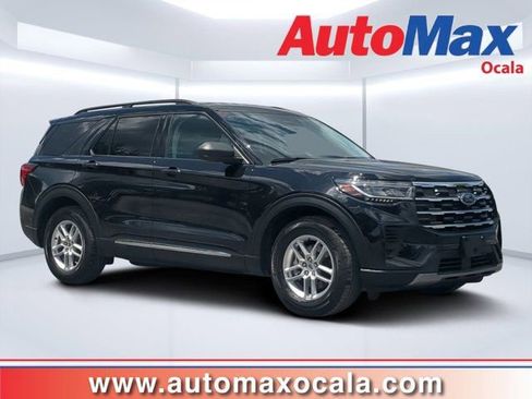 Used 2025 Ford Explorer Active RWD image 1