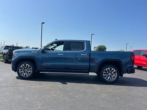 New 2026 GMC Sierra 1500 Denali w/ Denali Reserve Package image 5