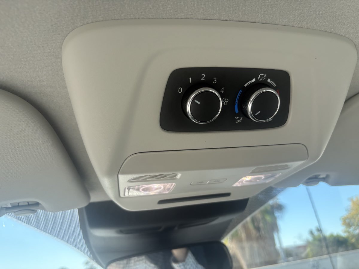 Used 2026 Ford Transit 350 XLT RWD image 19