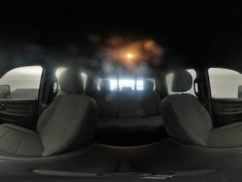 Used 2024 RAM 2500 Tradesman w/ Chrome Appearance Group image 23