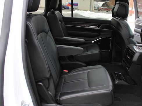 Used 2022 Jeep Wagoneer Series III w/ Premium Group I image 51