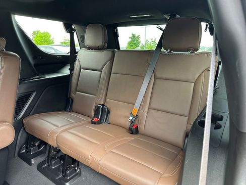 Used 2023 Chevrolet Tahoe High Country AWD/4WD image 40