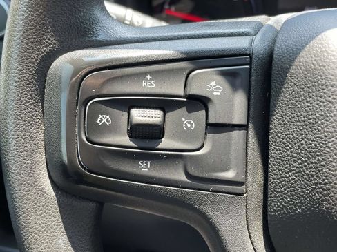 Used 2022 Chevrolet Silverado 1500 Custom AWD/4WD image 30