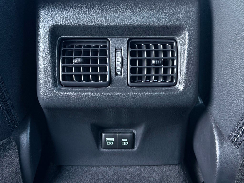 Used 2026 Toyota Camry XSE FWD image 16