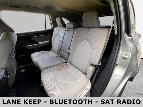 Used 2023 Toyota Highlander L AWD/4WD image 22