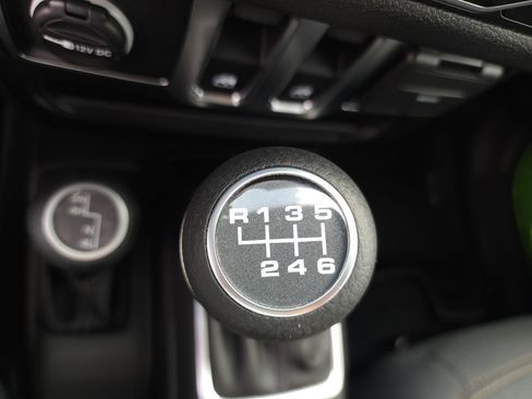 Used 2025 Jeep Wrangler Sport AWD/4WD image 24