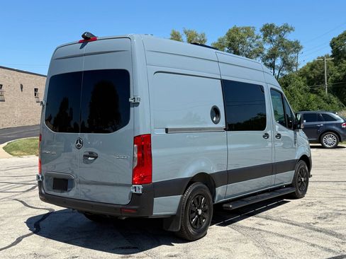 Used 2020 Mercedes-Benz Sprinter 2500 w/ Comfort Plus Package image 4