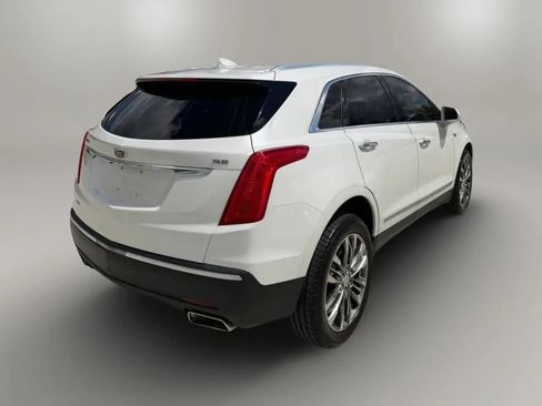 Used 2017 Cadillac XT5 Premium Luxury AWD/4WD image 8