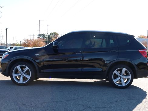 Used 2017 BMW X3 xDrive28i image 2
