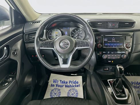 Used 2019 Nissan Rogue SV image 21