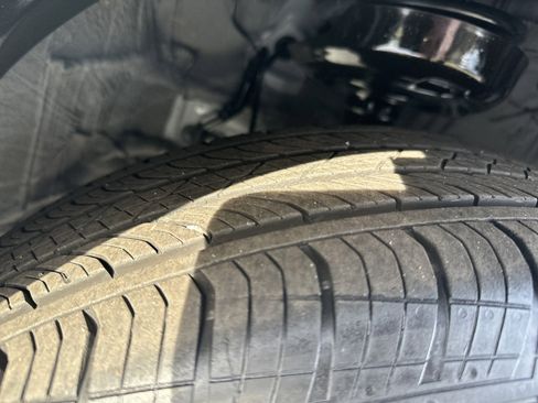 Certified 2023 Toyota Corolla Cross L image 12