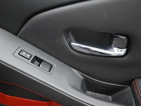 Used 2023 Nissan Frontier PRO-4X w/ Technology Package image 13