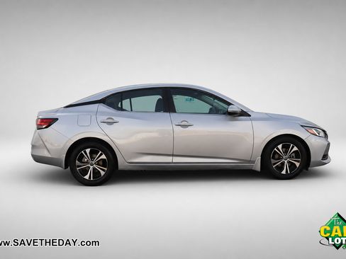 Used 2020 Nissan Sentra SV FWD image 9