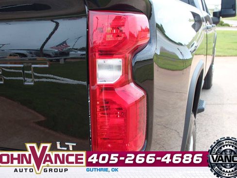 Used 2025 Chevrolet Silverado 2500 LT w/ Convenience Package AWD/4WD image 12