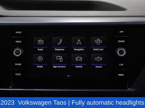 Used 2023 Volkswagen Taos SE image 12
