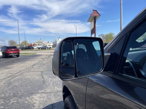 Used 2023 RAM 1500 Big Horn AWD/4WD image 13