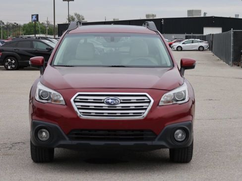 Used 2017 Subaru Outback 2.5i Premium AWD/4WD image 5