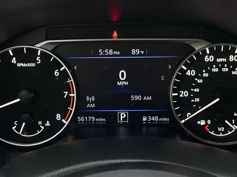 Used 2024 Nissan Altima 2.5 SR FWD image 16