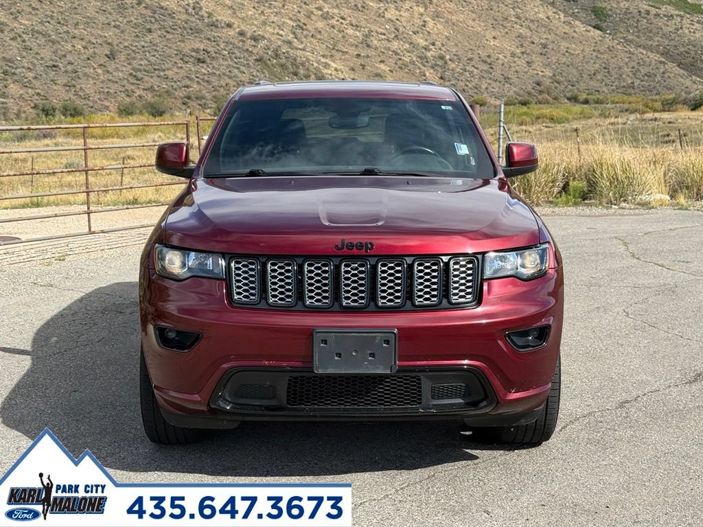 Used 2020 Jeep Grand Cherokee Altitude AWD/4WD image 8