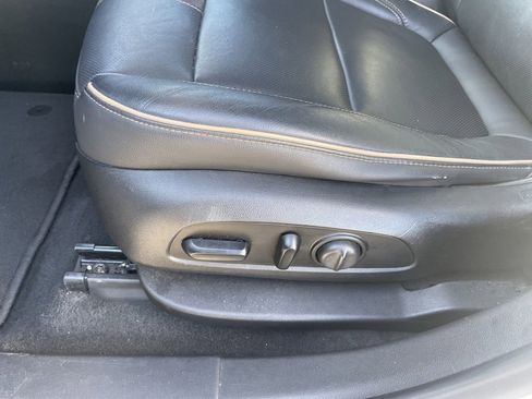 Used 2019 Chevrolet Blazer Premier w/ Sun and Wheels Package image 11