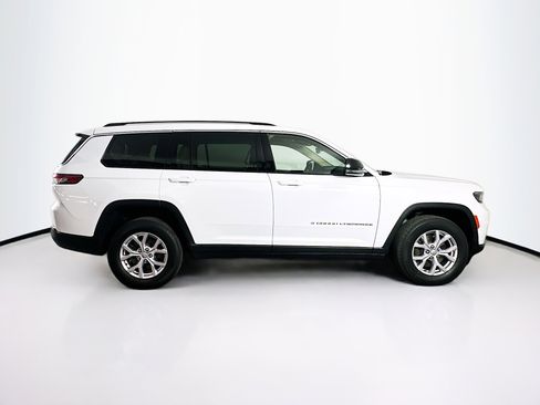 Used 2022 Jeep Grand Cherokee L Limited AWD/4WD image 10