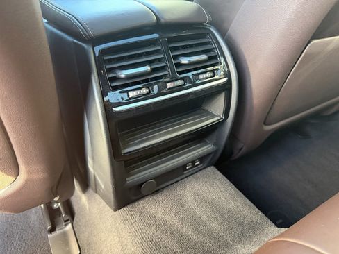 Used 2020 BMW 530i xDrive w/ M Sport Package image 32