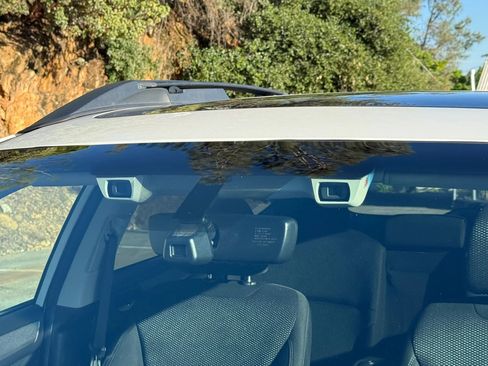 Used 2019 Subaru Outback 2.5i Premium w/ Popular Package #2 AWD/4WD image 12
