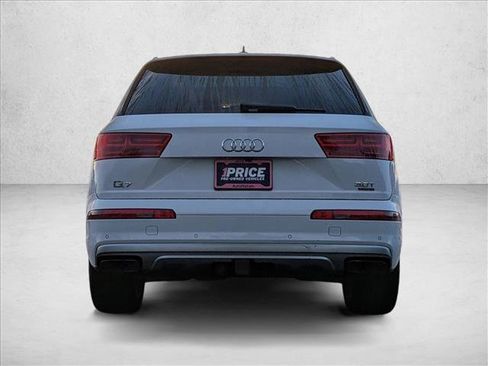 Used 2018 Audi Q7 3.0T Prestige image 6