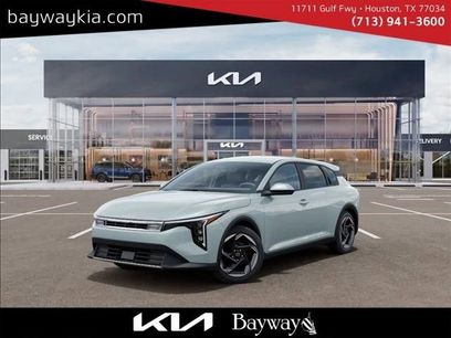 New 2026 Kia K4 EX