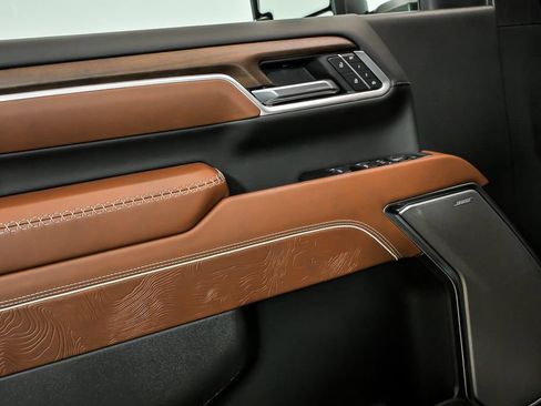 New 2026 GMC Sierra 2500 Denali Ultimate AWD/4WD image 5