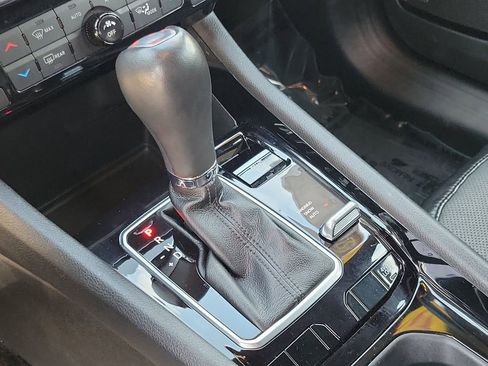 Used 2023 Jeep Compass Limited w/ Elite Group image 11