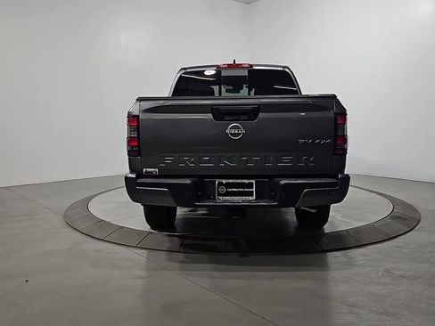 Certified 2024 Nissan Frontier SV w/ SV Convenience Package image 4