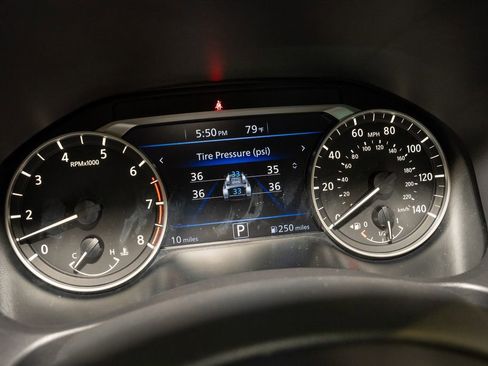 New 2025 Nissan Altima 2.5 SR image 12