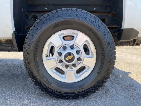 Used 2016 Chevrolet Silverado 2500 LT w/ LT Fleet Convenience Package AWD/4WD image 18