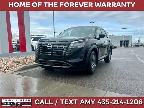 New 2026 Nissan Pathfinder S image 1