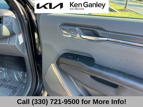 Certified 2024 Kia EV9 GT-Line AWD/4WD image 54