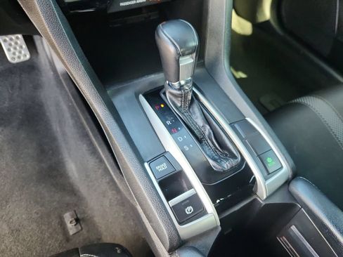 Used 2021 Honda Civic Sport image 22