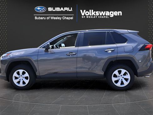 Used 2024 Toyota RAV4 LE FWD image 5
