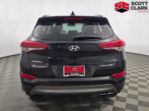 Used 2016 Hyundai Tucson Limited w/ Option Group 03 FWD image 9