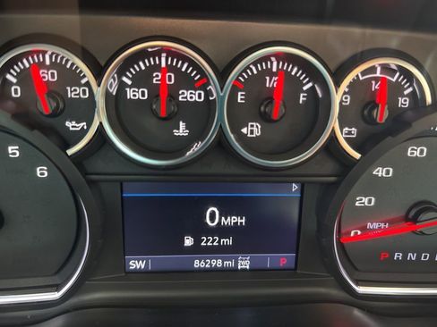 Used 2020 Chevrolet Silverado 1500 LT image 19