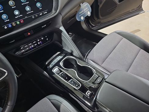 Certified 2023 Buick Envision Preferred w/ Sport Touring Package image 27